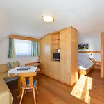 Bergrast - Charming Countryhouse&summercard Aparthotel 4*
