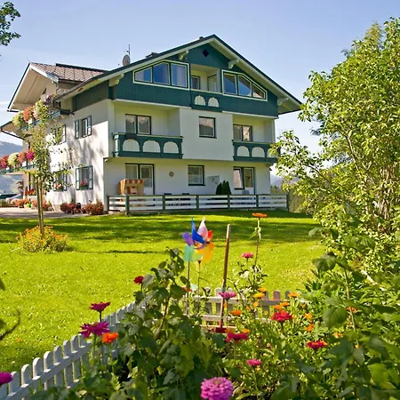 Aparthotel Bergrast - Charming Countryhouse&summercard