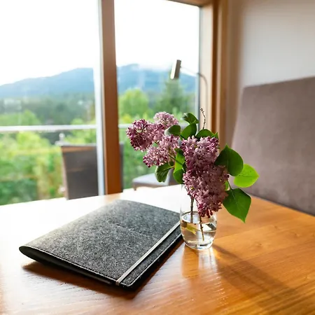 & Bergrast Apart-hotel 4*