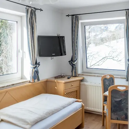 & Bergrast 4*