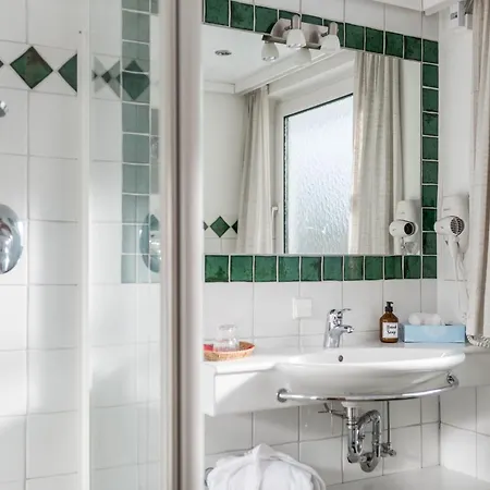 Aparthotel Landhaus Bergrast - Charming Countryhouse & Summercard