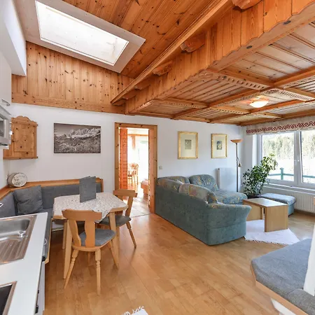 & Bergrast Lejlighedshotel 4*