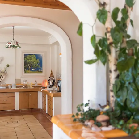 Bergrast - Charming Countryhouse&summercard Aparthotel