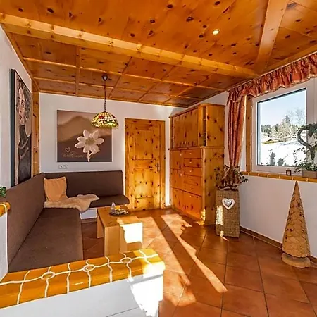 Landhaus Bergrast - Charming Countryhouse & Summercard 4* Ramsau am Dachstein