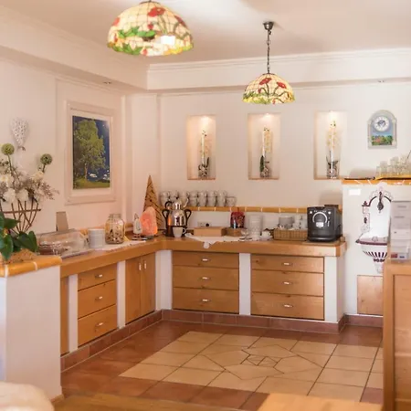 Lejlighedshotel & Bergrast