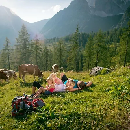 & Bergrast Apart-hotel Ramsau am Dachstein