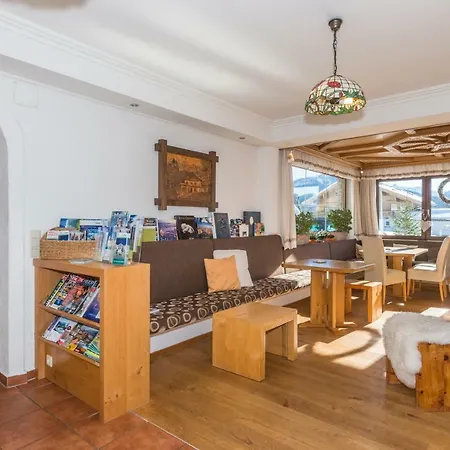 & Bergrast Apart-hotel 4*