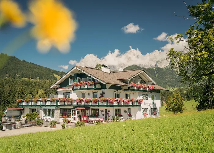 & Bergrast Apartmanhotel Ramsau am Dachstein